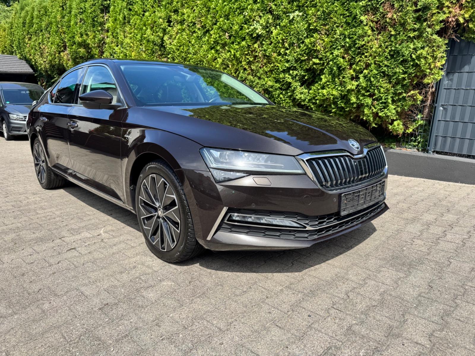 Skoda Superb L&K 4x4 PANORAMA CANTON KAMERA 1HAND
