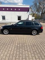 BMW E 91 325i  Neue Injektoren von BMW!! - BMW 325 aus 2007: Kombi, 325i