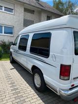 Ford Econoline - Ford Econoline: Van