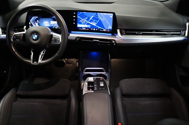 Fahrzeugabbildung BMW 218d Active Tourer M Sportpaket|1HAND|WIDESCREEN