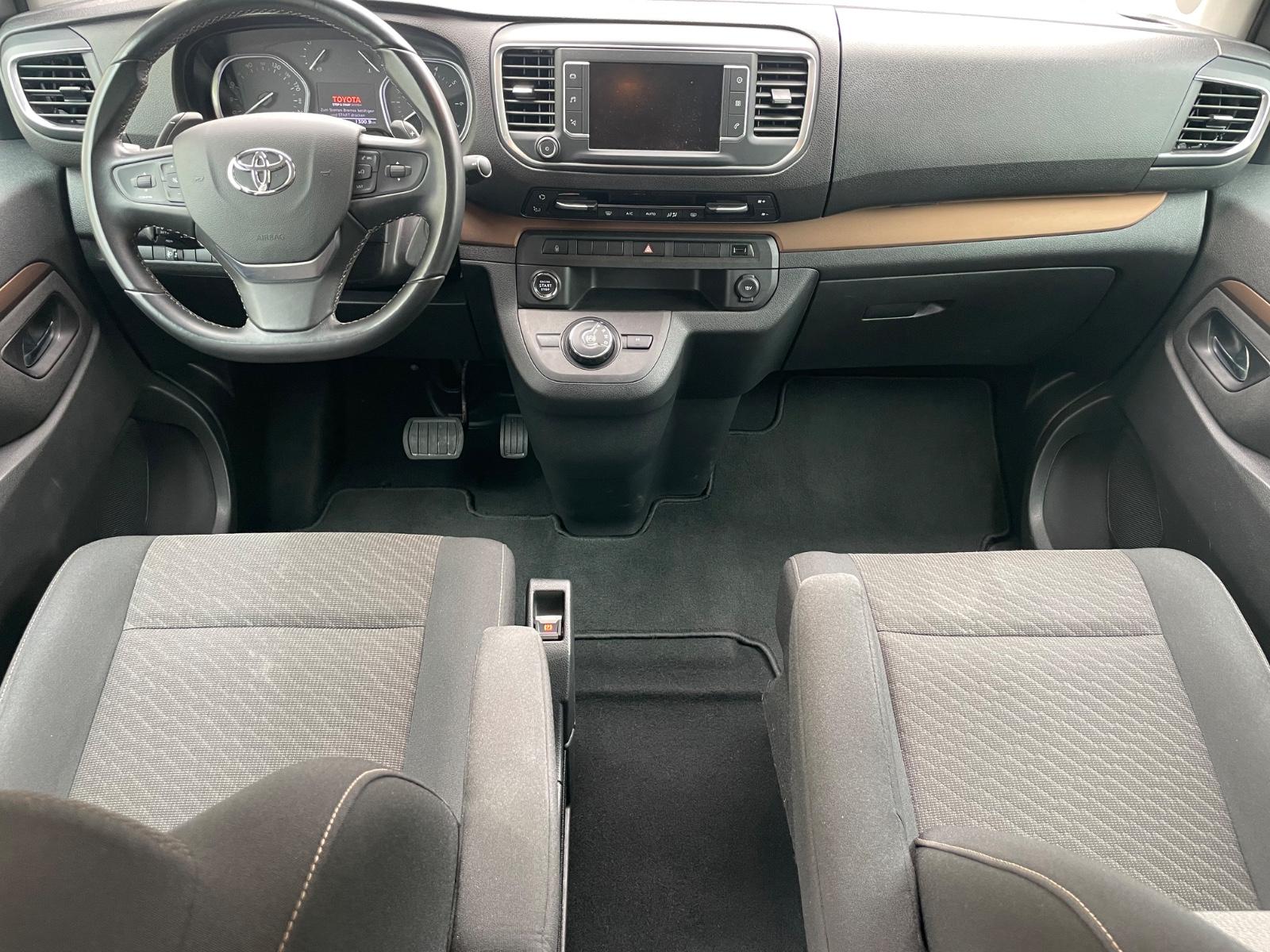 Toyota Proace (Verso) 2,0-l-D-4D 130kW Family Auto