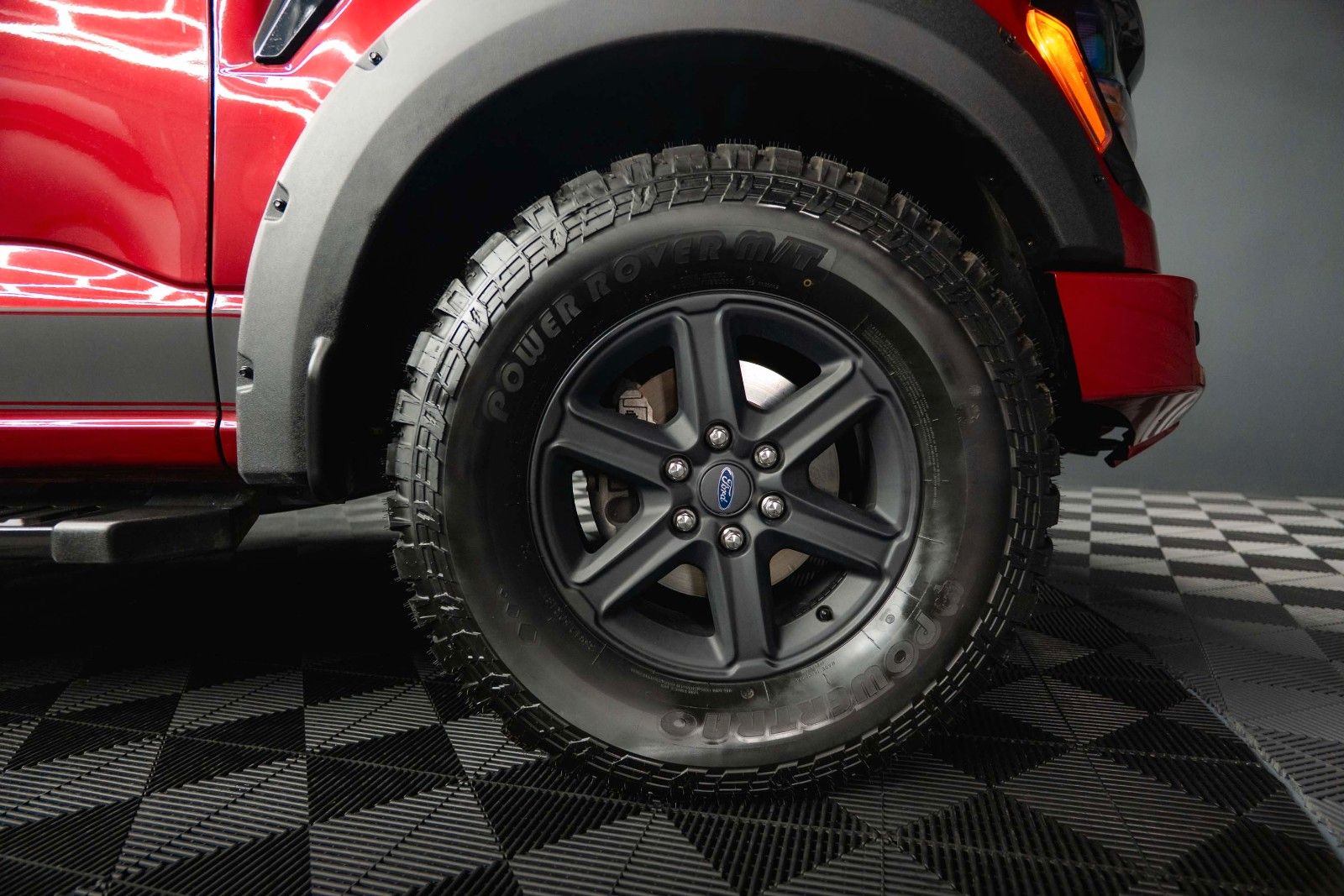 Fahrzeugabbildung Ford F150 5.0L V8 4x4 Offroad SuperCrew RAPTOR 19%