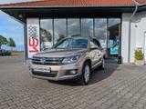 Volkswagen Tiguan Sport & Style 4Motion - mit Diesel-Antrieb: Beige, Leder