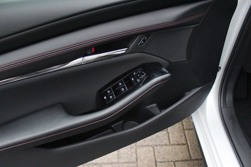 Fahrzeugabbildung Mazda 3 2025 M-Hybrid Homura G-140 *Aktion* NAVI ACAA
