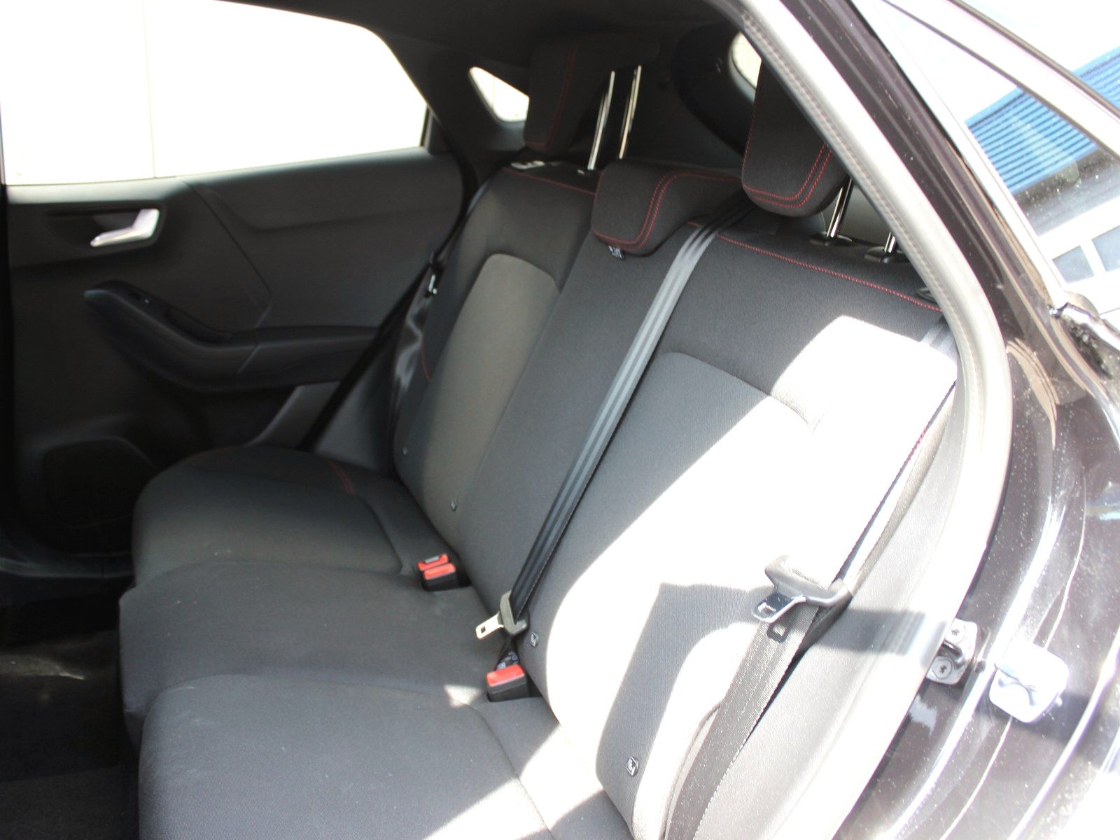 Fahrzeugabbildung Ford Puma ST-Line 1,0 EcoBoost Mild Hybrid