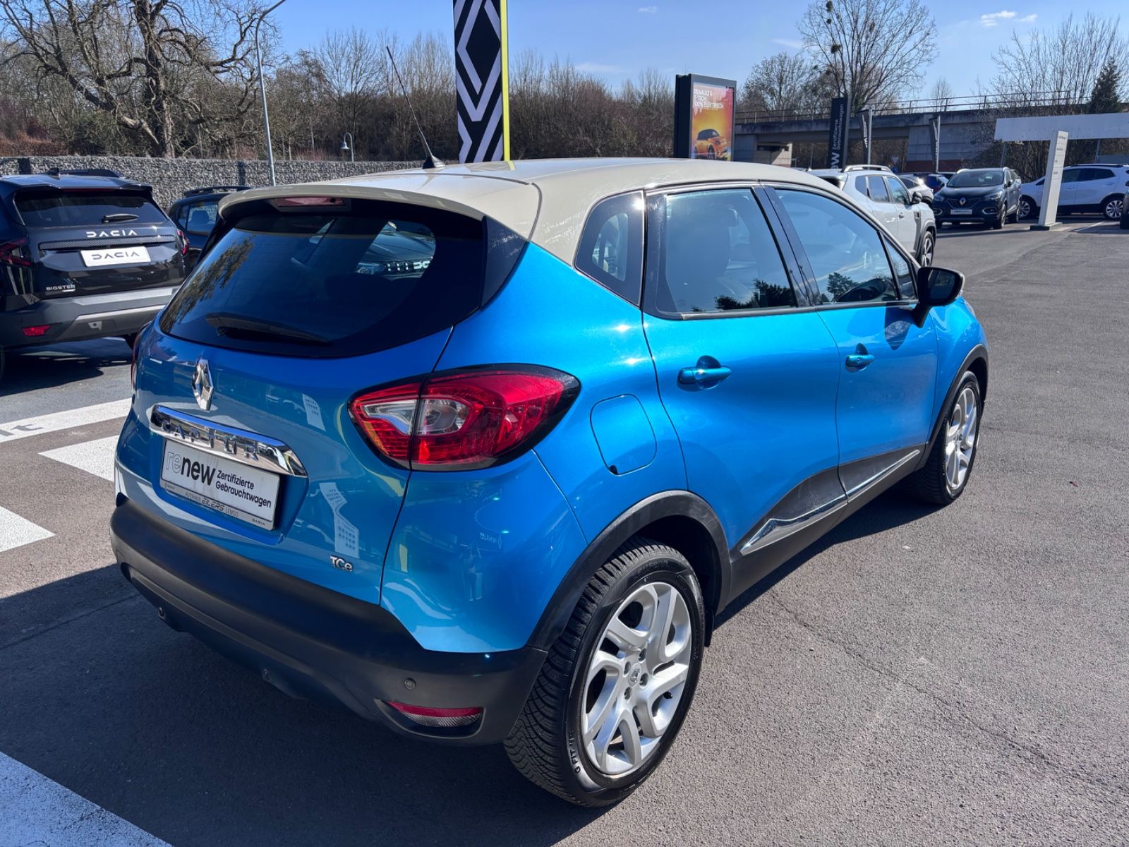 Fahrzeugabbildung Renault Captur Luxe