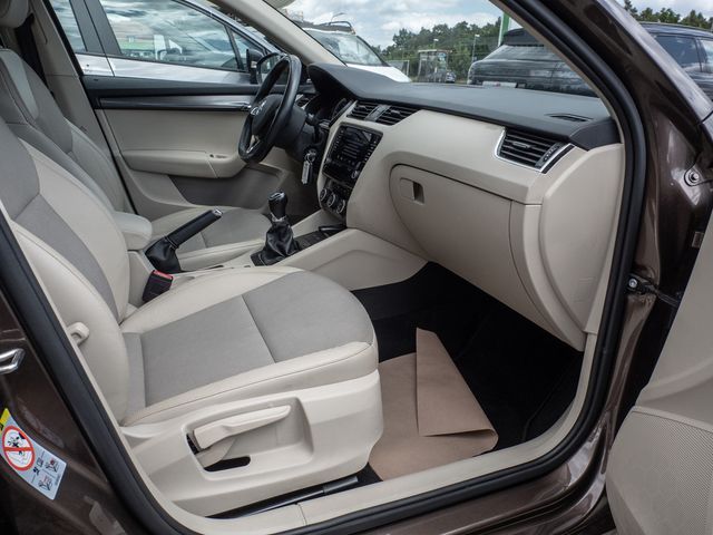 Octavia Combi 1.8 TSI Style PDC SHZ NAVI LED
