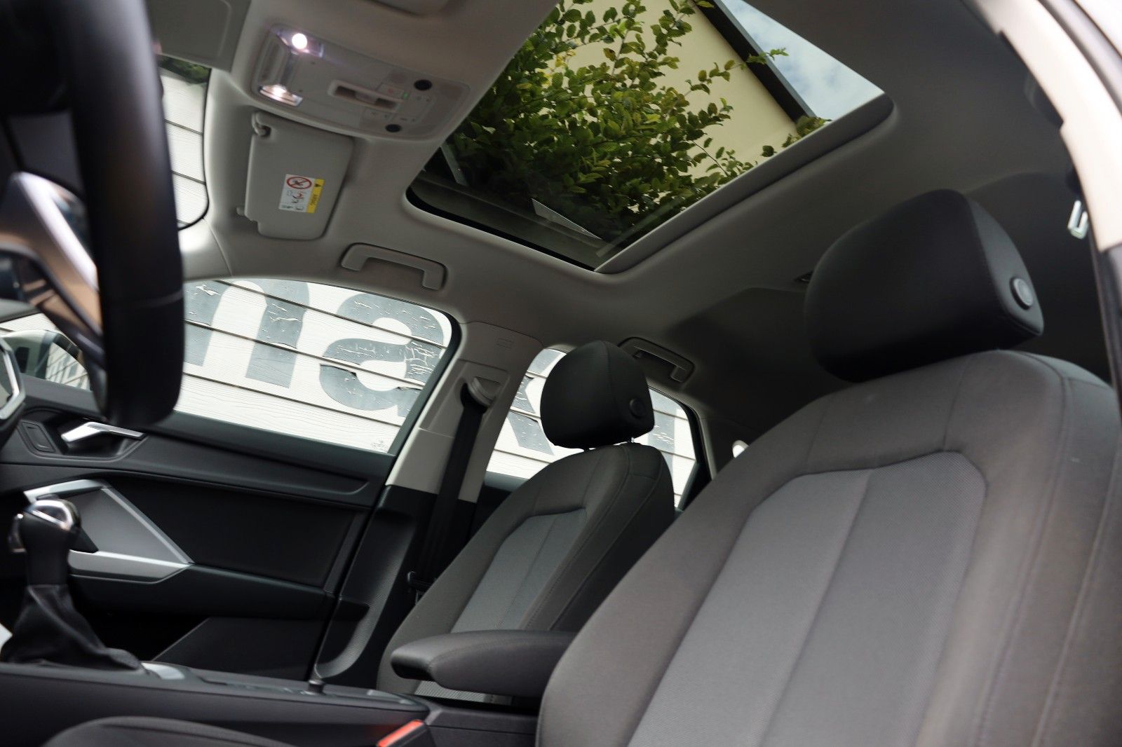 Fahrzeugabbildung Audi Q3 Sportback 35 TDI, Navi,LED,Panorama,ACC