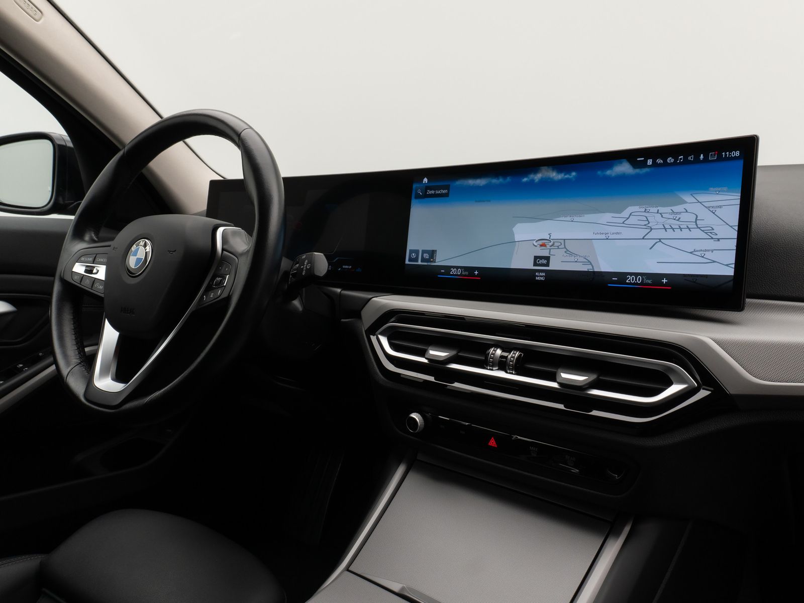 Fahrzeugabbildung BMW 320d Kamera DAB HiFi Leder Komfort Sport LED