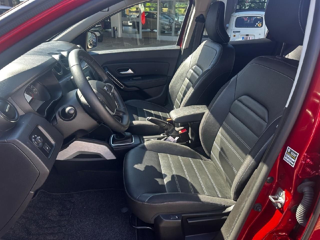 Fahrzeugabbildung Dacia Duster Prestige TCe 150 EDC
