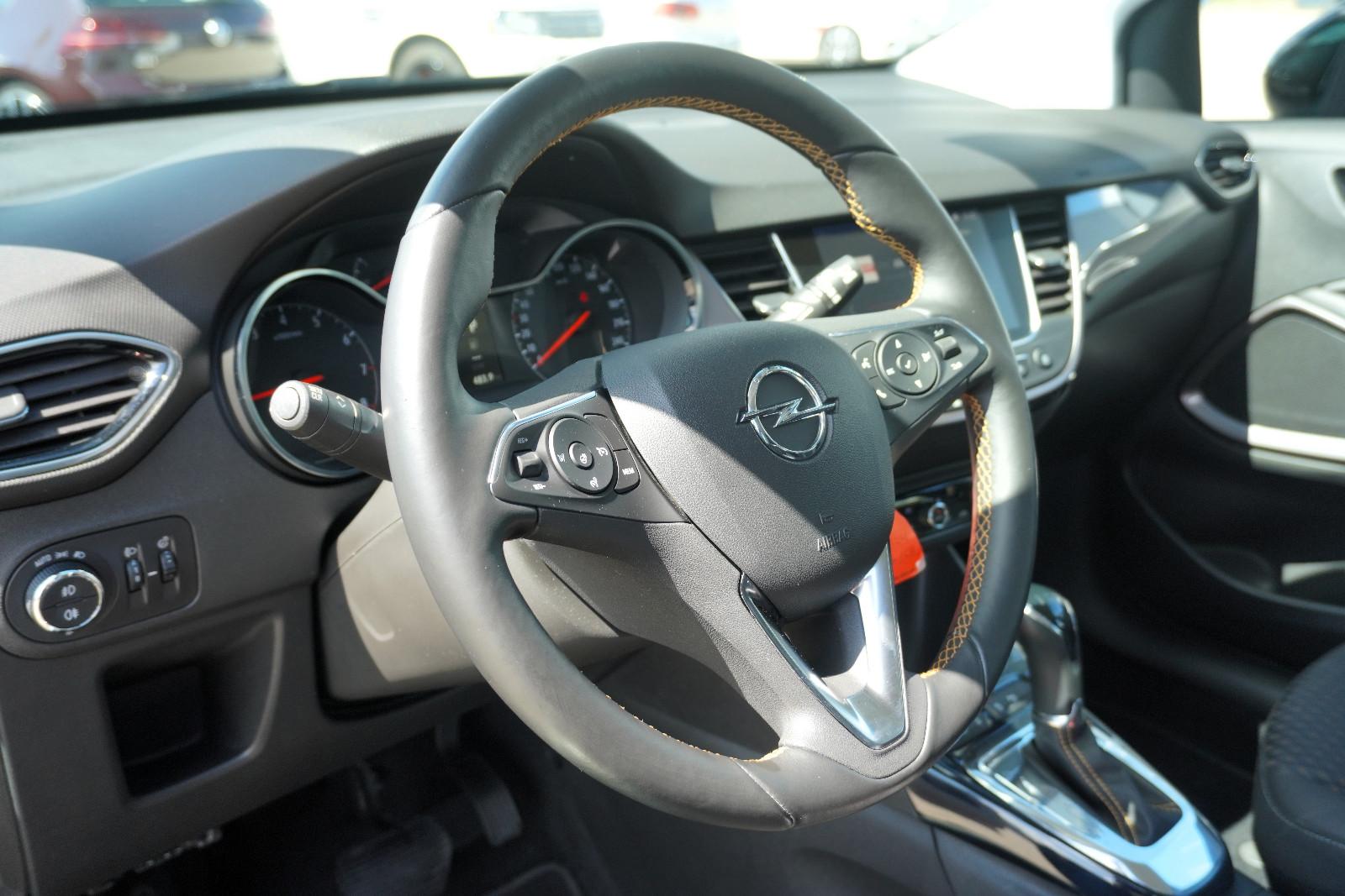 Opel Crossland Innovation*Navi*AHK*SHZ*AppelC.*PDC*
