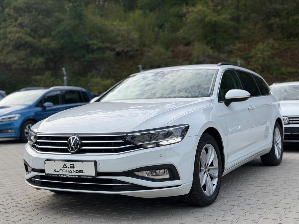 Volkswagen Passat Variant Business 20TDI 200PSACCLEDCAM 2021