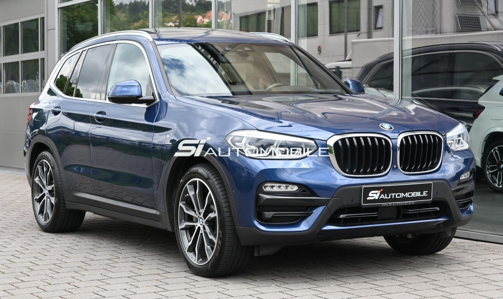 Fahrzeugabbildung BMW X3 xDr.30d °ACC°AHK°HUD°MEMO°PANO°STANDHZG°360°