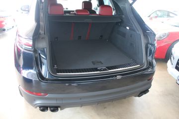 Porsche Cayenne - 7