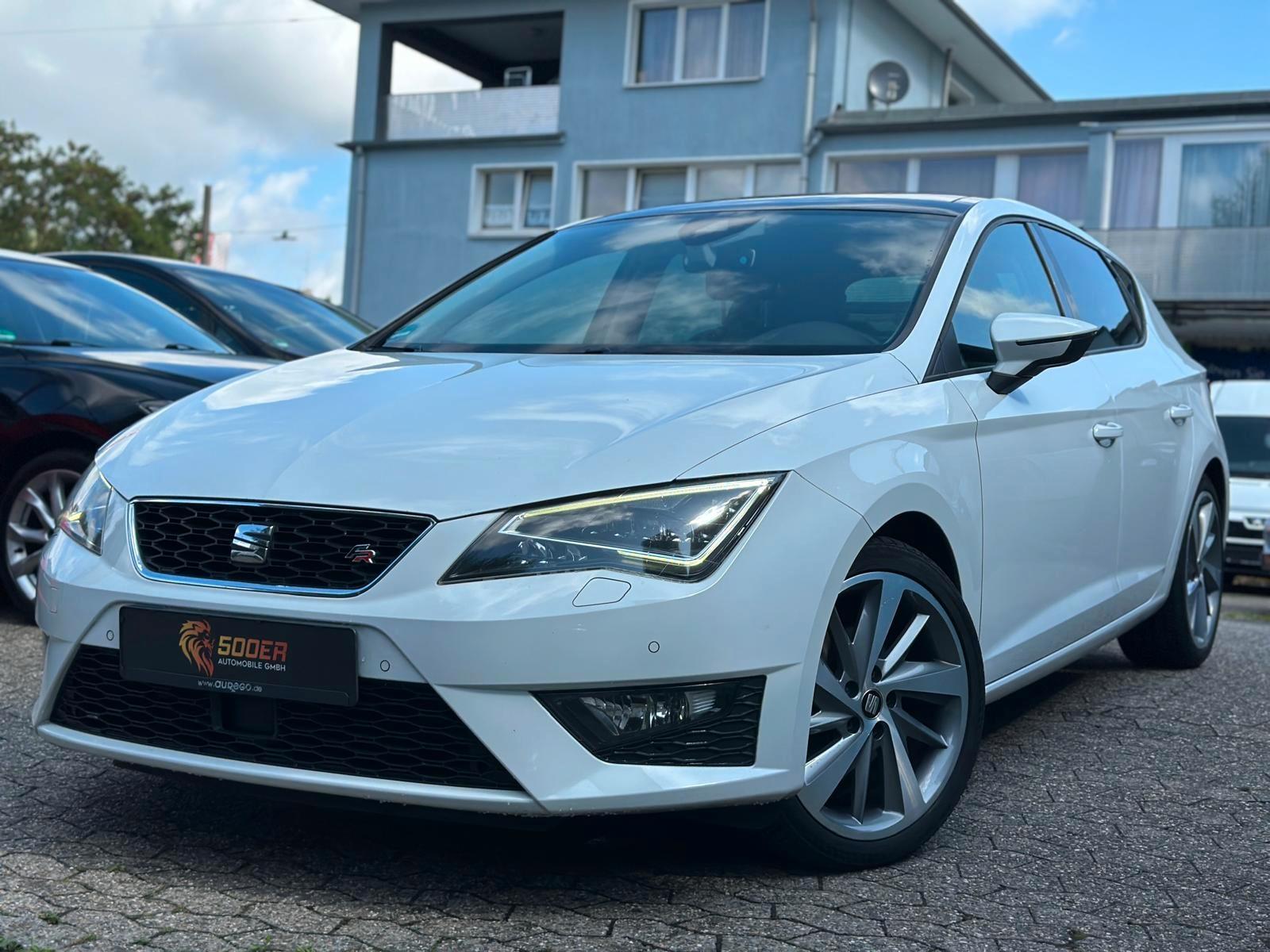 Seat Leon FR*DSG*NAVI*PANO*1.HAND*SCHECKHEFT*ALCANTAR