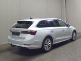 Skoda Octavia Kombi 2.0 TDI Style Navi LED vc RfK HuD - Skoda Octavia mit Diesel-Antrieb
