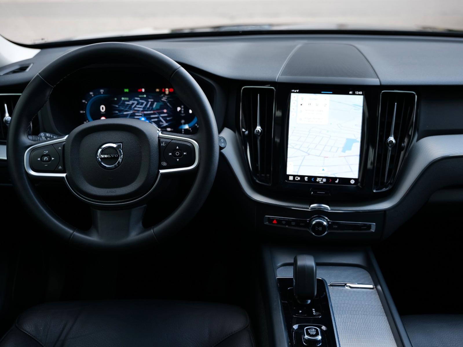 Volvo XC60 B5 Core AWD LEDER+NAVI+4xSHZ+CAM+KEYLESS, миниатюра 13