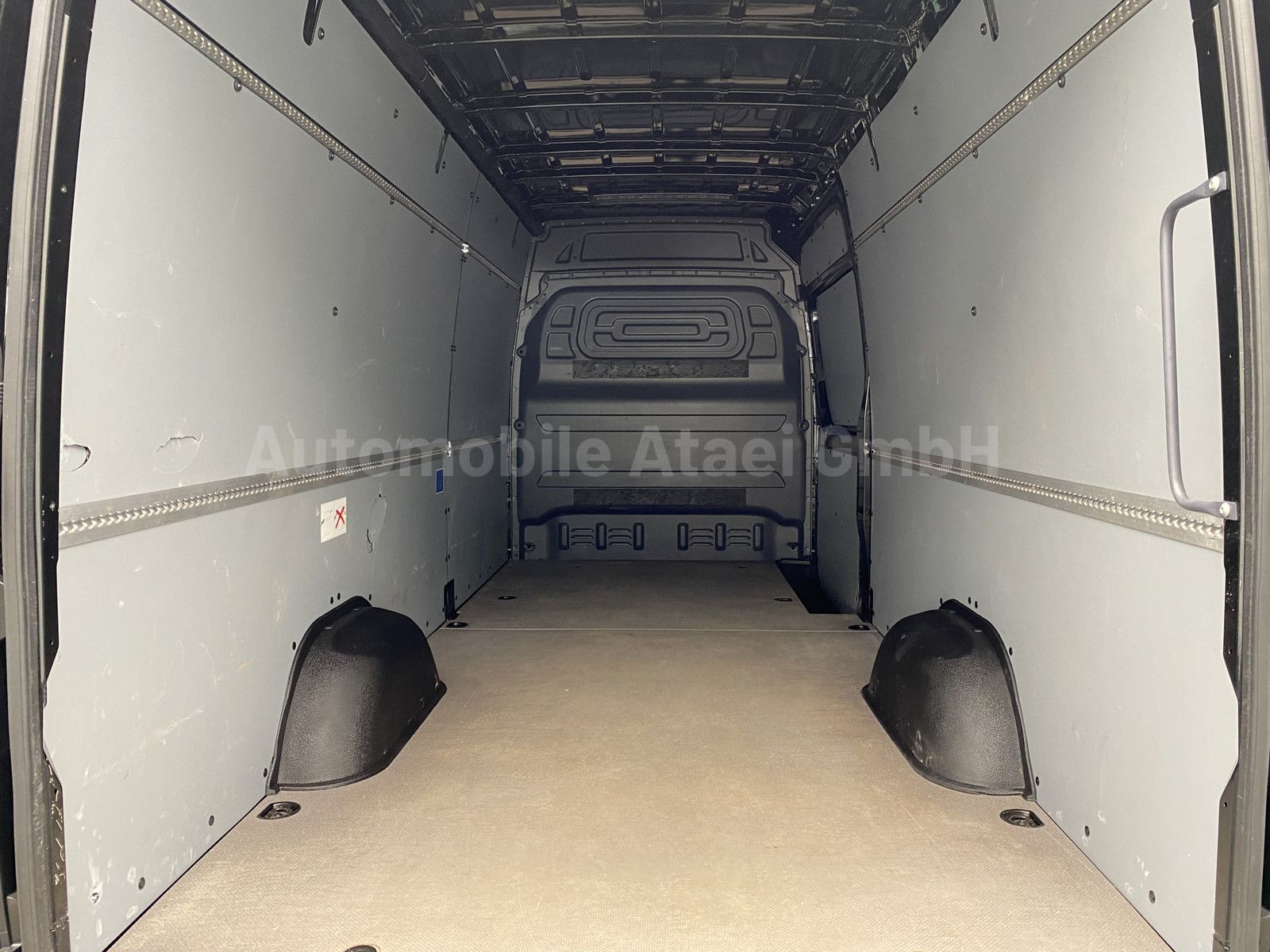 Fahrzeugabbildung Mercedes-Benz Sprinter 317 Automatik MAXI+ AHK 3,5t (3755)