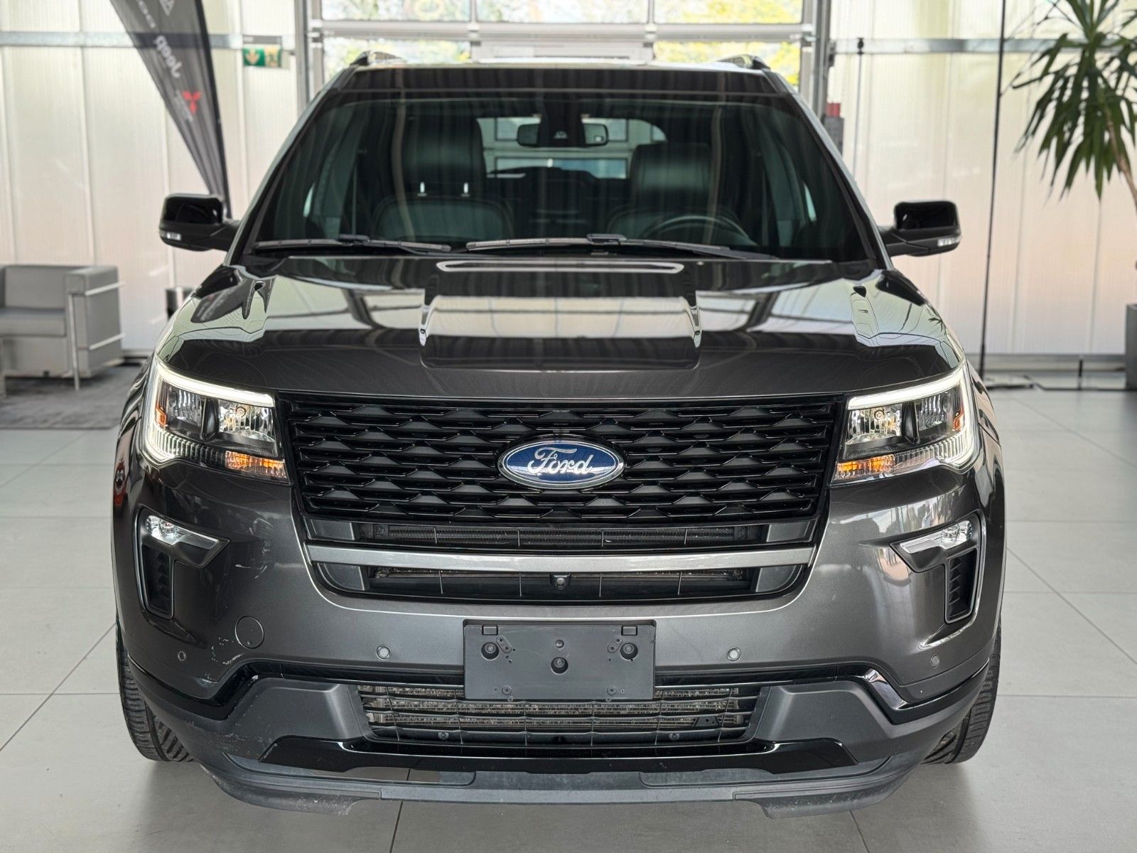 Fahrzeugabbildung Ford Explorer Sport 3,5 V6 4WD Automatik 7-Si.  PANO