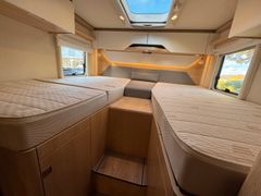 HYMER-ERIBA B MC T 580-Mercedes-Autom-LED Scheinw-Solar-Dist