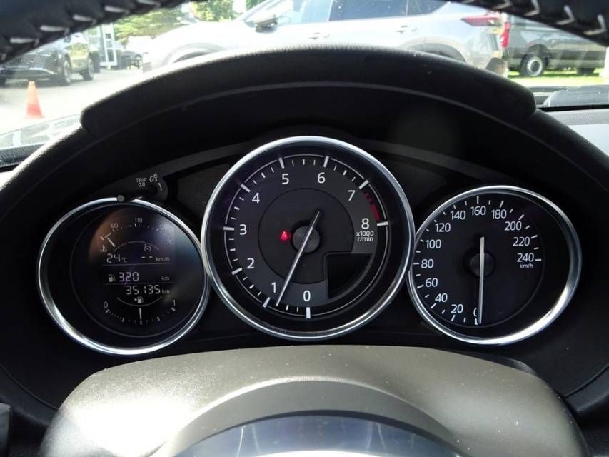 Fahrzeugabbildung Mazda MX-5 1.5 Cabrio Skyactiv-G 132  Selection