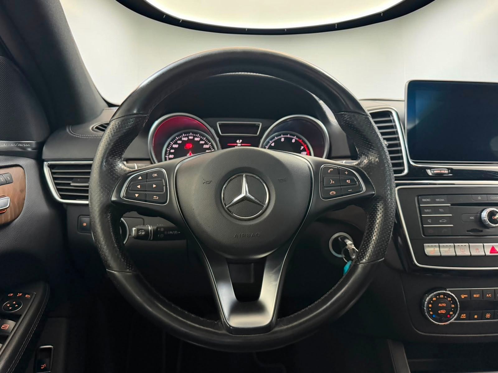 Mercedes-Benz GLE 400 Coupe AMG Line AIRM*H&K*MEMO*360*SITZKLI foto 24