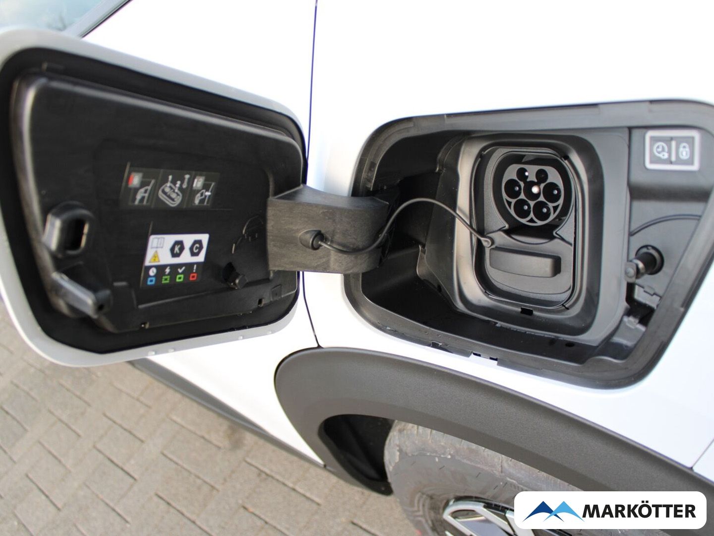 Peugeot 2008 - Bild 4