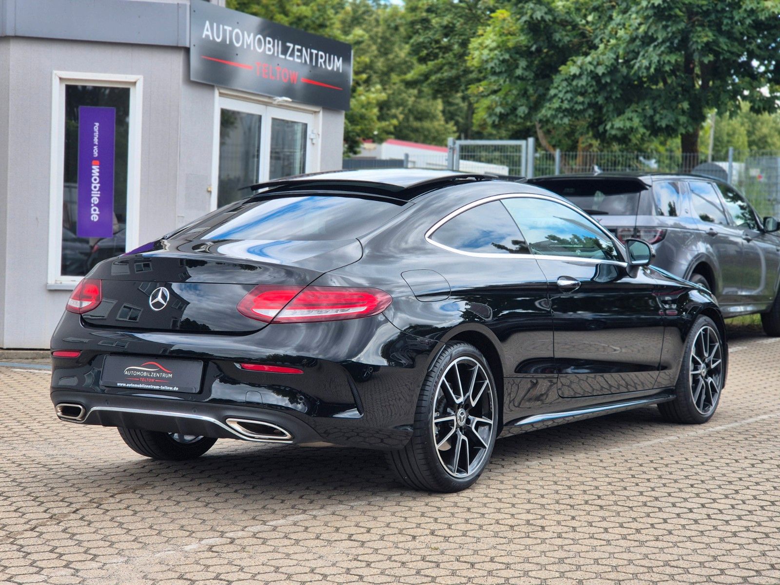 Mercedes-Benz C 300 Coupé 4Matic AMG Line Multibeam Virtual foto 10