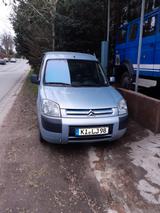 Citroën Berlingo 1.4 Multispace Plus mit Camper-Ausbau - gebrauchte Citroën Berlingo aus dem Jahr 2005