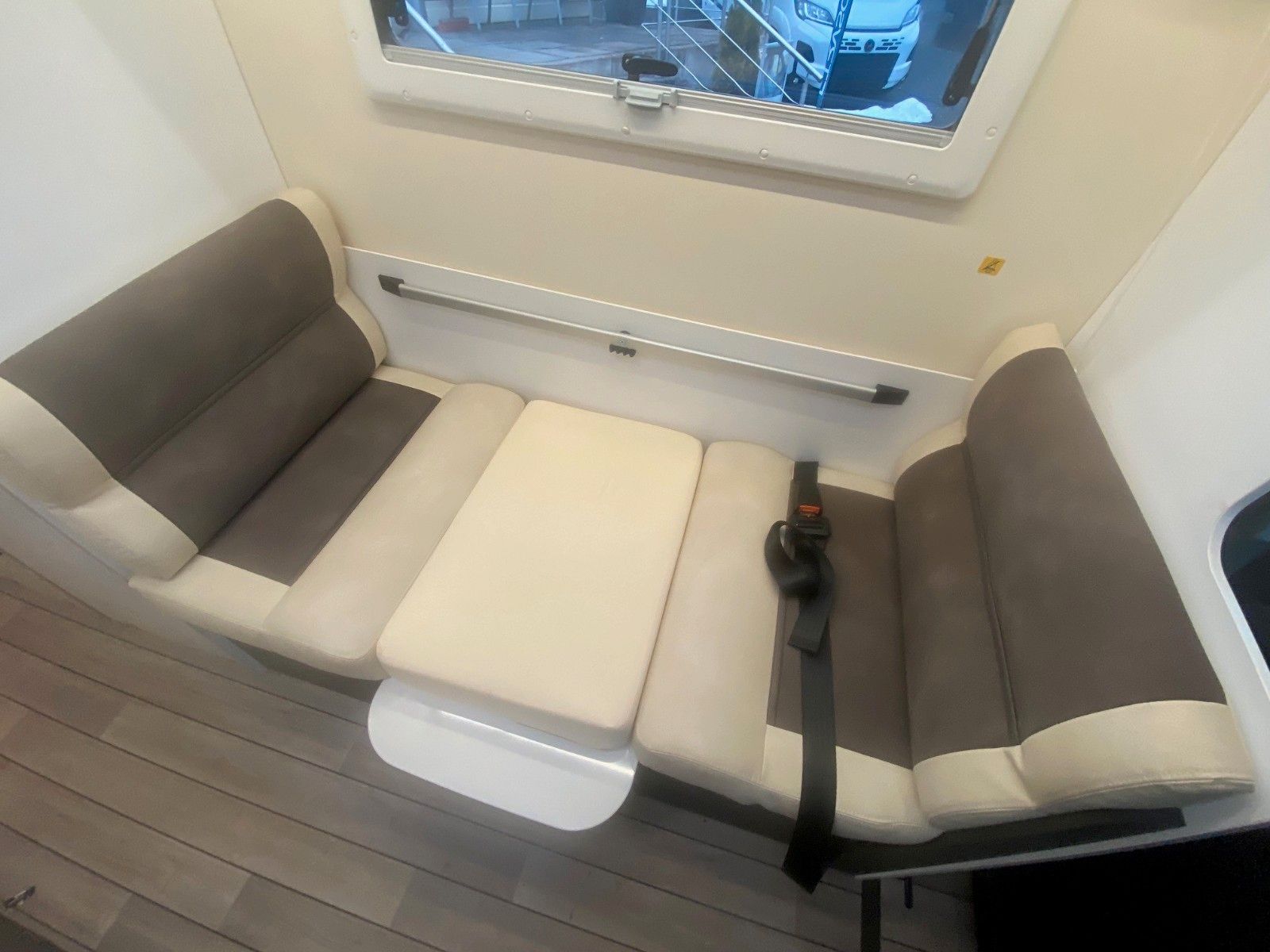 Fahrzeugabbildung Forster A 699 VB *MJ26*165PS*Automatik*RFK*Silver*Alu*