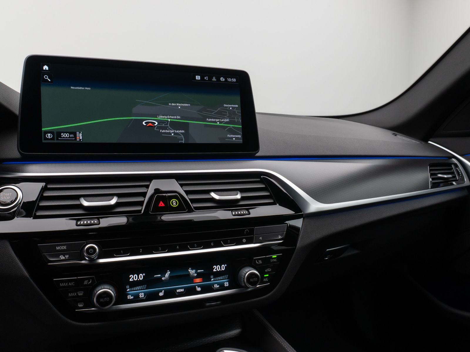 Fahrzeugabbildung BMW 530d M Sportpaket Pro Kamera DAB HiFi Alarm AHK