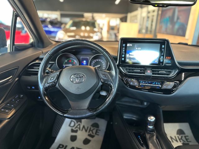 Toyota C-HR  Hybrid Flow