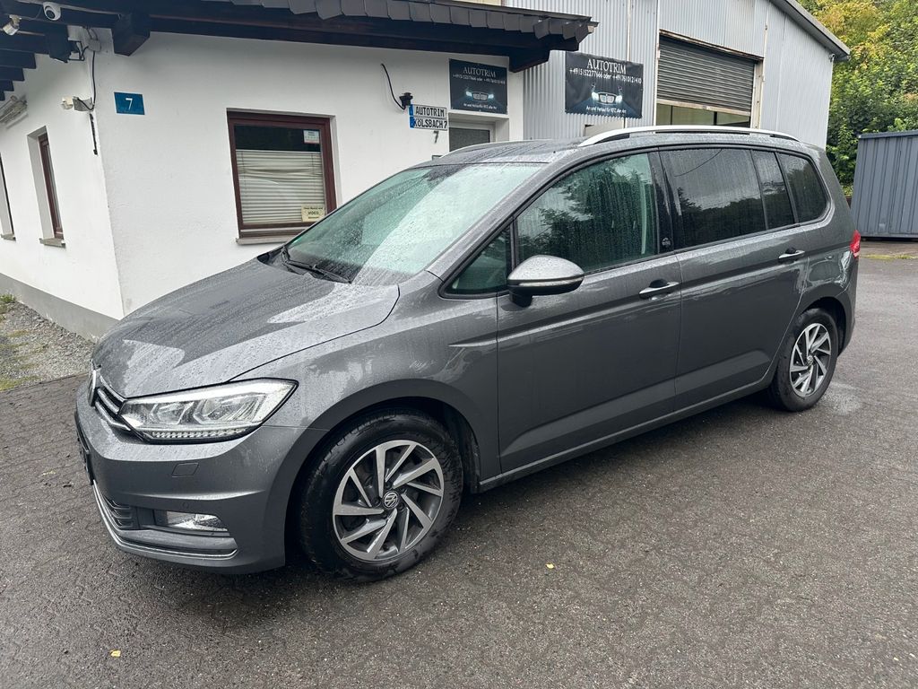 Image of Volkswagen Touran