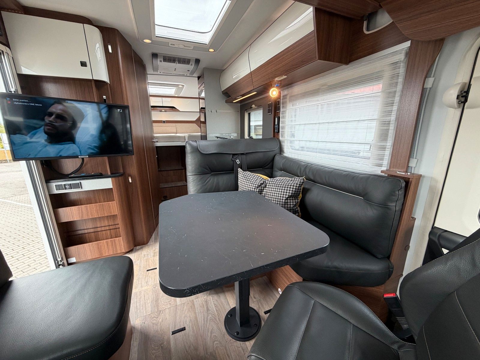 Fahrzeugabbildung HYMER / ERIBA / HYMERCAR B-Klasse MC I White Line 600
