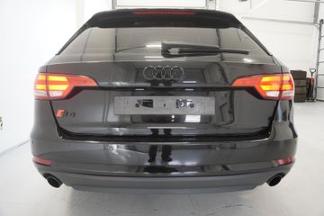 Audi A4 - 8