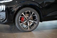AUDI Q3 TFSI quattro S line | Pano | Matrix |TechPro AUDI Q3 TFSI quattro S line | Pano | Matrix |TechPro