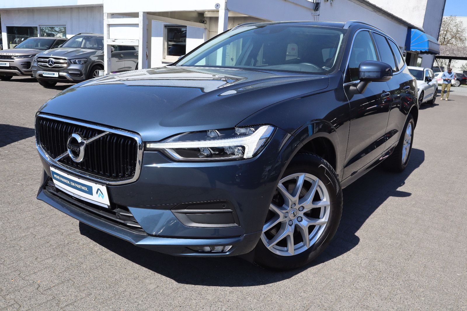 Volvo XC60 D3 Momentum|AHK|