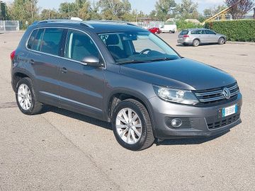 Volkswagen Tiguan - 6