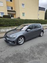 Volkswagen Golf 7 1.5 TSI R line. Sehr gut gepflegt 