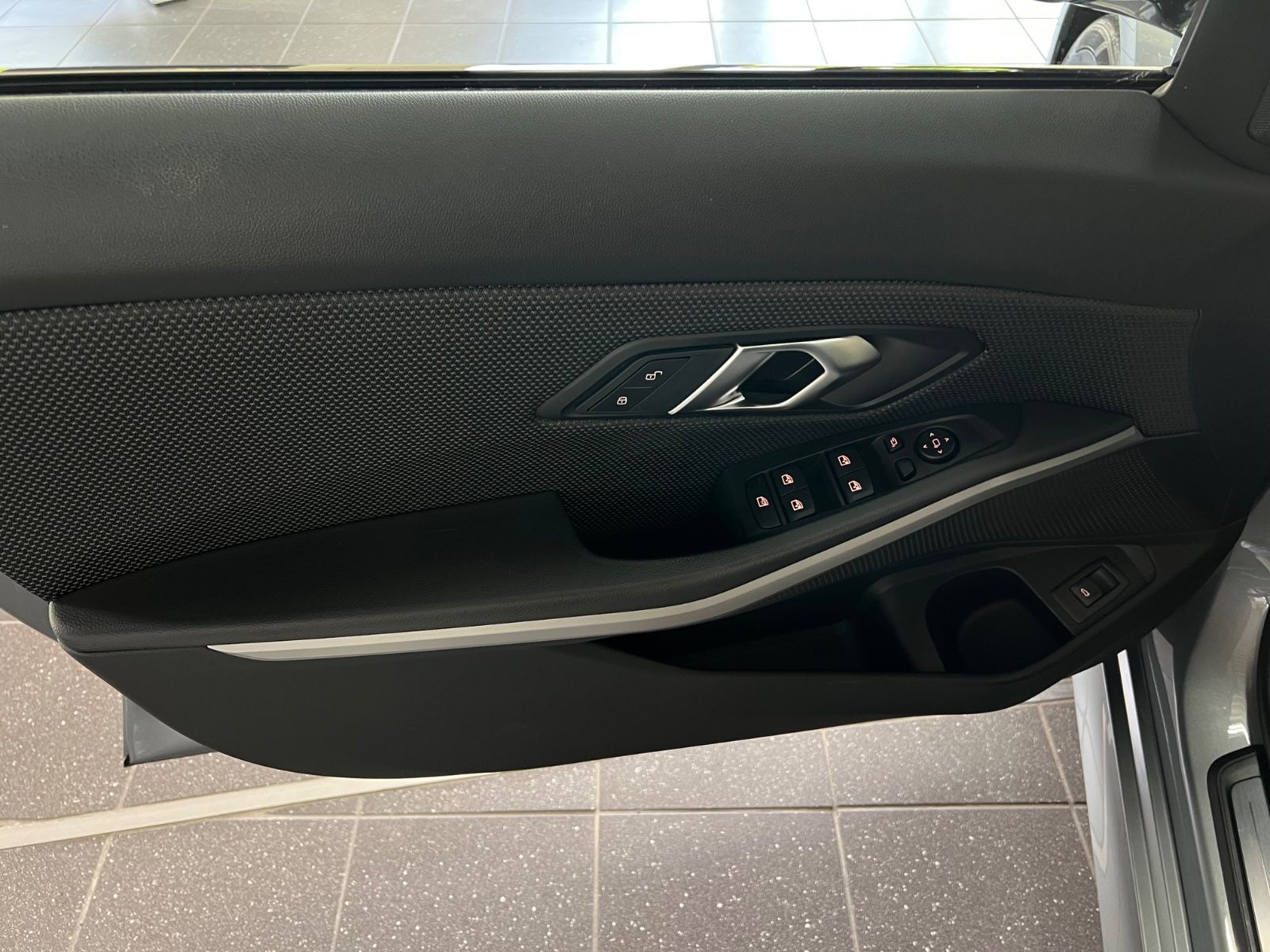 BMW 318d Touring HuD+Spur+HiFi+Park Assist+LED+uvm. foto 25