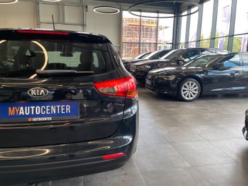 Kia Ceed Sportswagon FIFA World Cup Edition *AHK*LKH