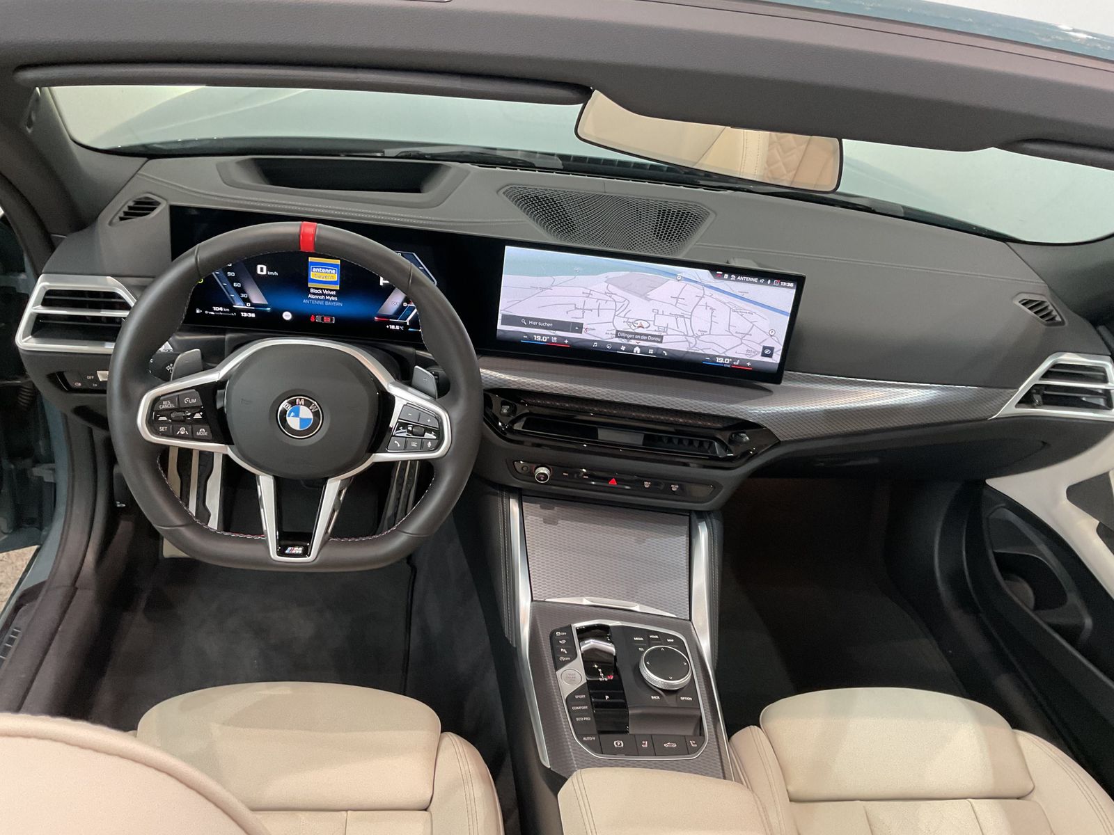 Fahrzeugabbildung BMW M440i xDrive HK HiFi Adap. LED Adap. M Fahrwerk