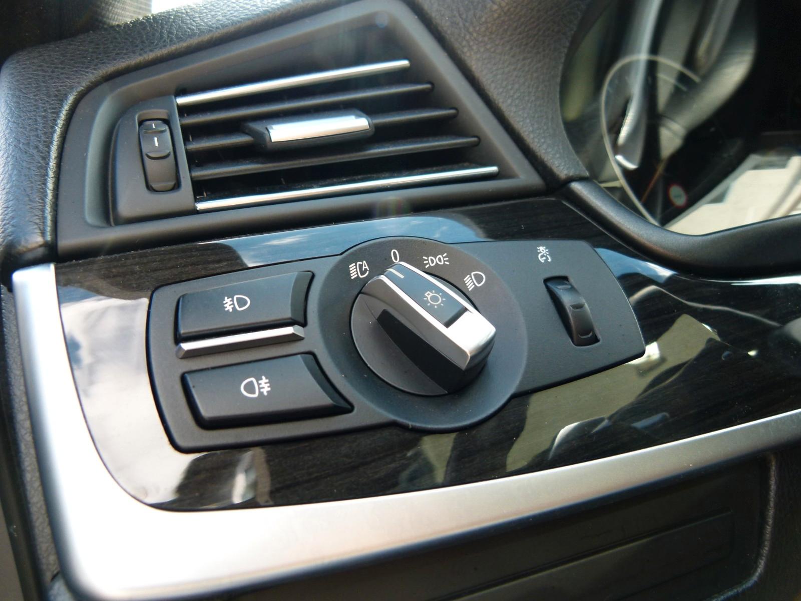 BMW 530d Automatik*M-Paket*HeadUp*Leder*Navi*Xenon*