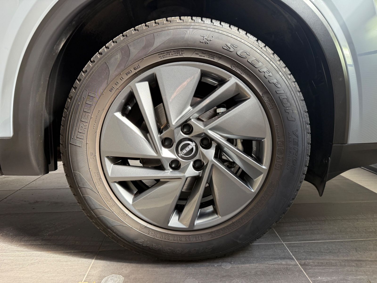 Fahrzeugabbildung Nissan Qashqai Acenta 360° Kamera Navi, Winterpaket.