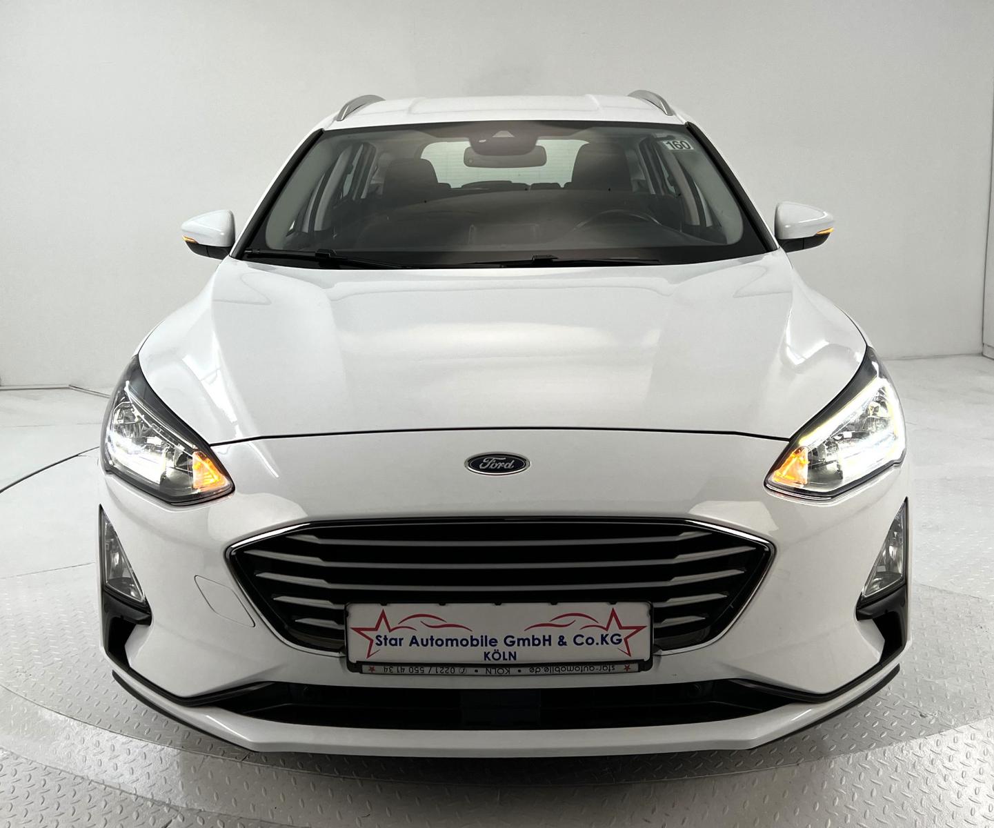Ford Focus 1.5 EcoBlue C&C AHK LED Kamera Winter Navi