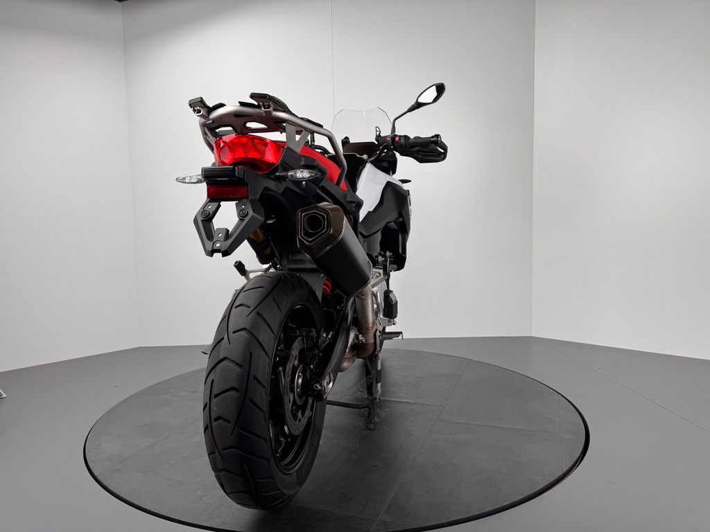 Fahrzeugabbildung BMW F 750 GS *VOLLAUSSTATTUNG *4 PAKETE *NEUWERTIG