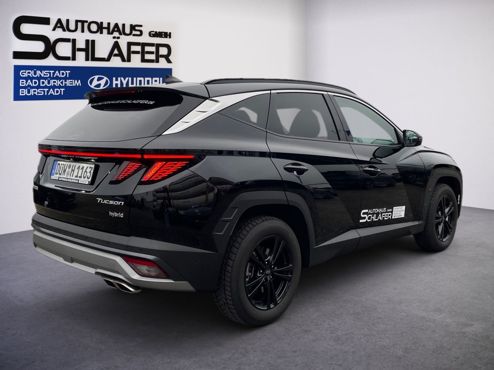 Fahrzeugabbildung Hyundai TUCSON 1.6 T-GDI Prime Hybrid 4WD Assi PanoDach