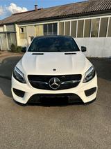 Mercedes-Benz GLE 43 AMG  - weiße Mercedes-Benz GLE 43 AMG