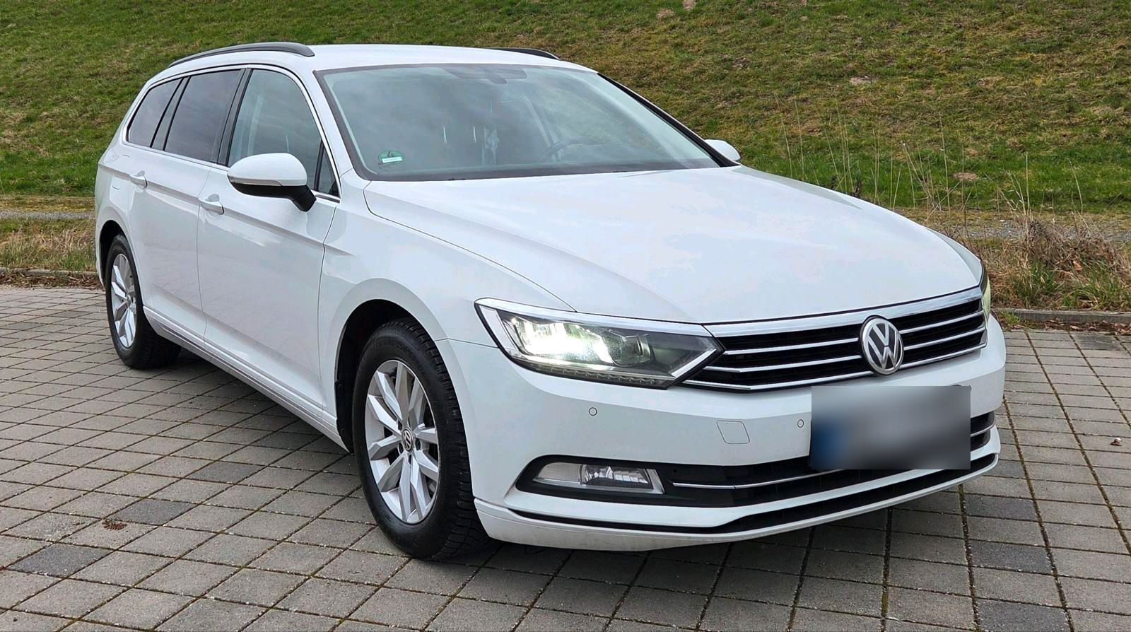 VW Passat Variant
