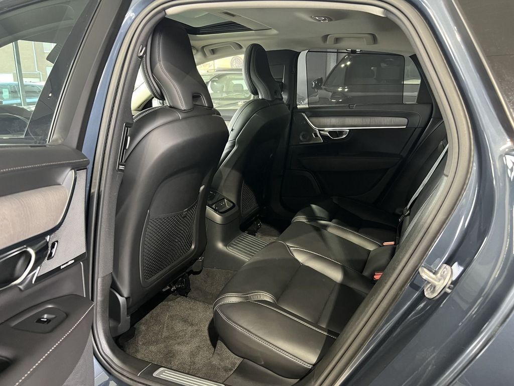 Volvo S90 T8 Ultimate Dark Recharge AWD B&W Massage